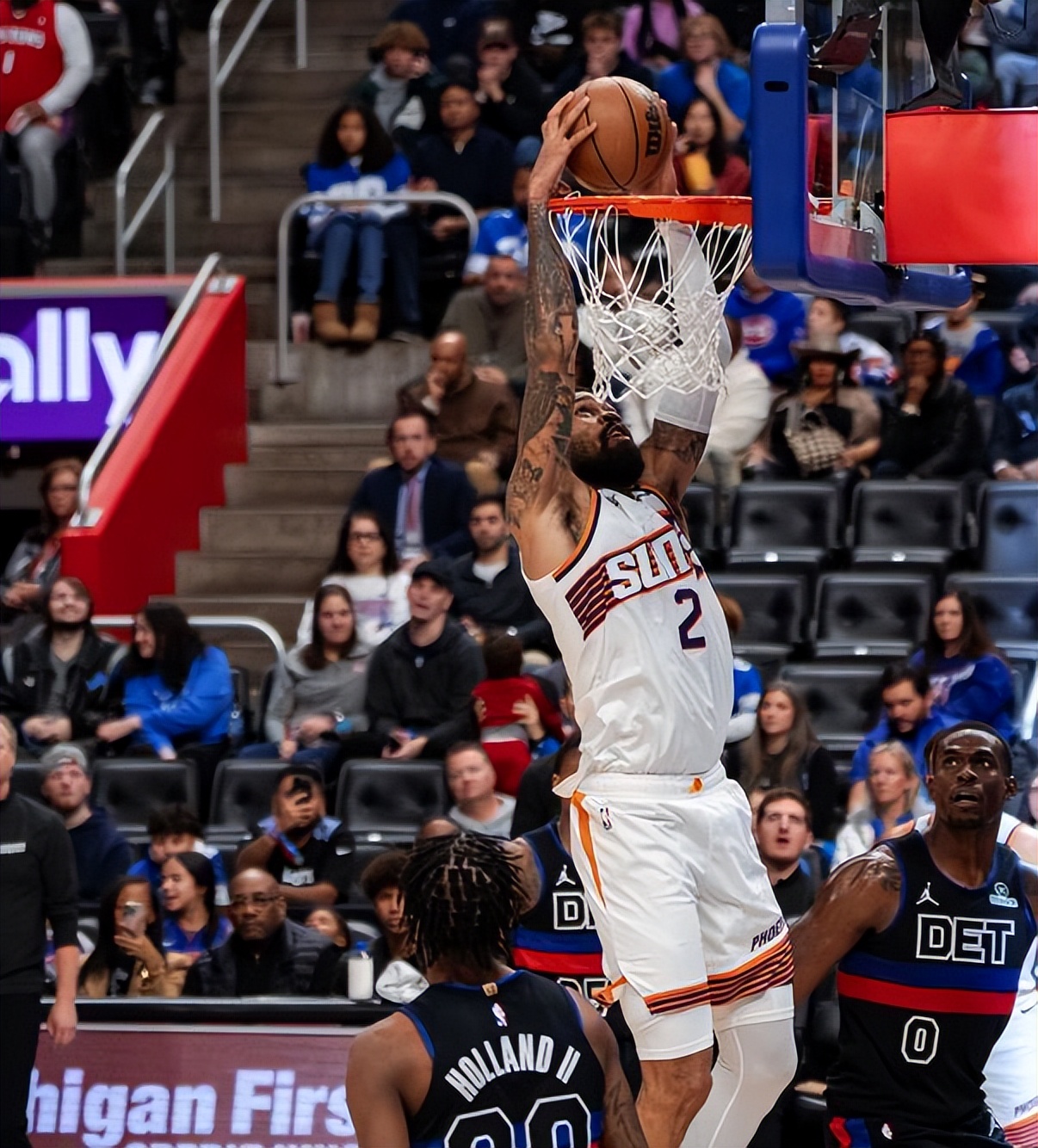 kaiyun官方网站-包含菲尼克斯太阳发布备战花絮，冲刺阶段篮板制胜，欧篮联任务艰巨，高层口径保持一致的词条