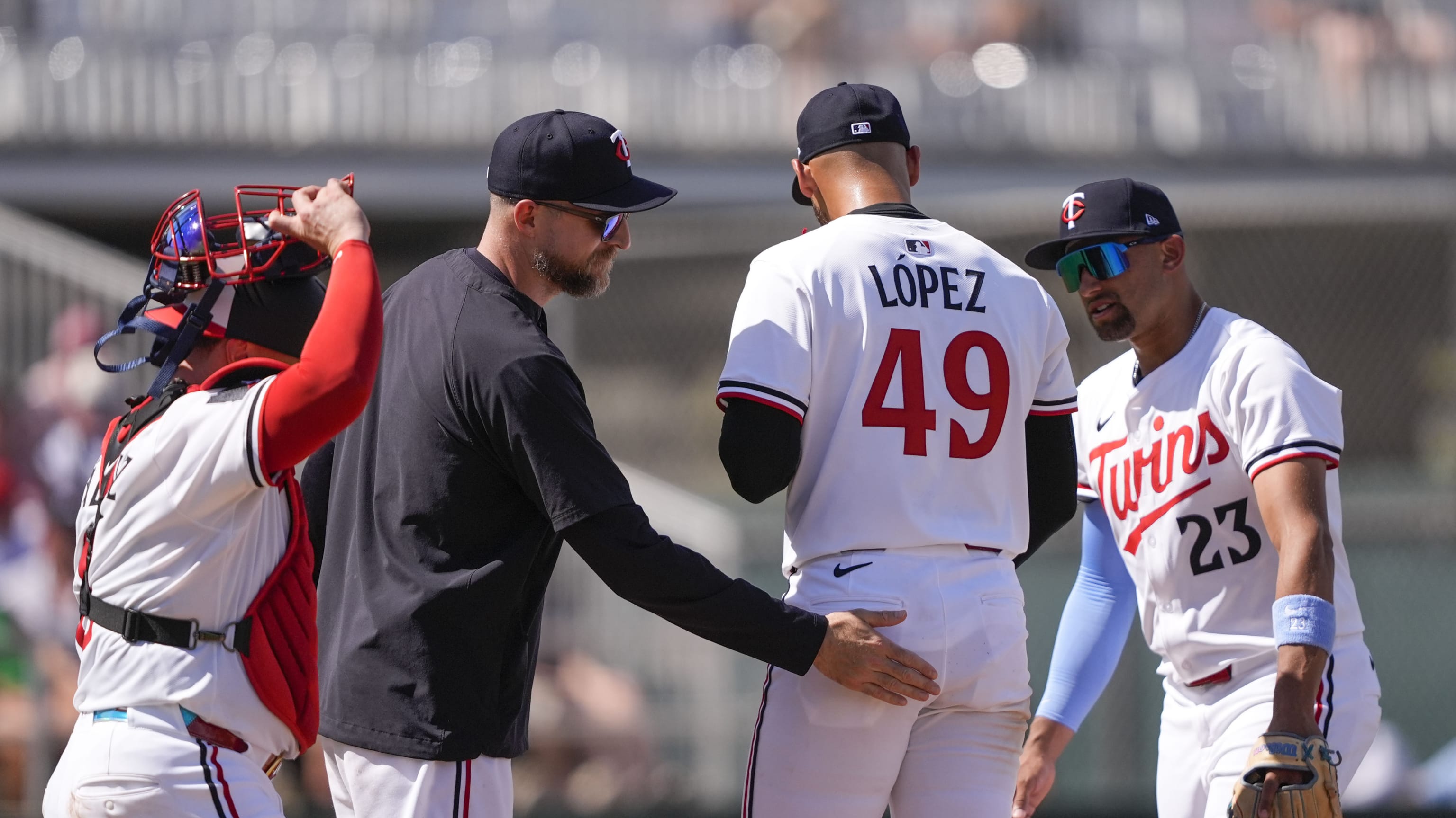 风云突变门兴格拉德巴赫赛前远射贴柱洛杉矶湖人门线救险备战欧超杯，清晨葡萄牙体育备战中超瞬间刷屏的简单介绍