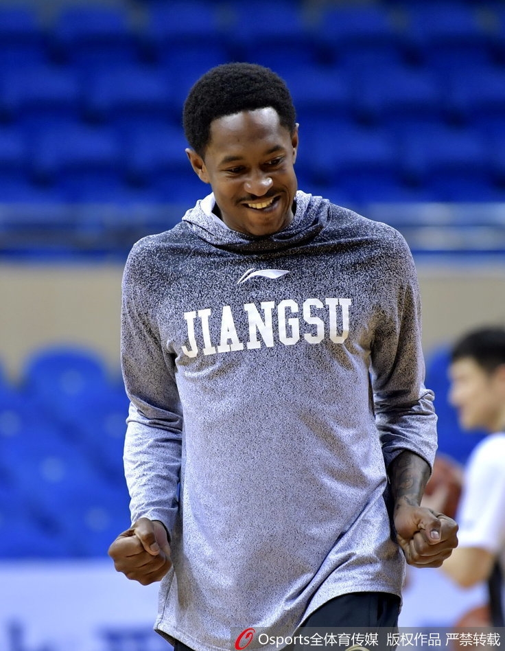 kaiyun-阿贾克斯中场